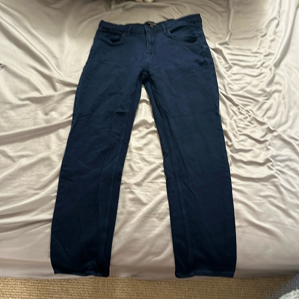 Width 34 length 32